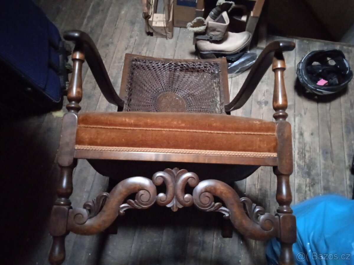 Stará křesla - 2