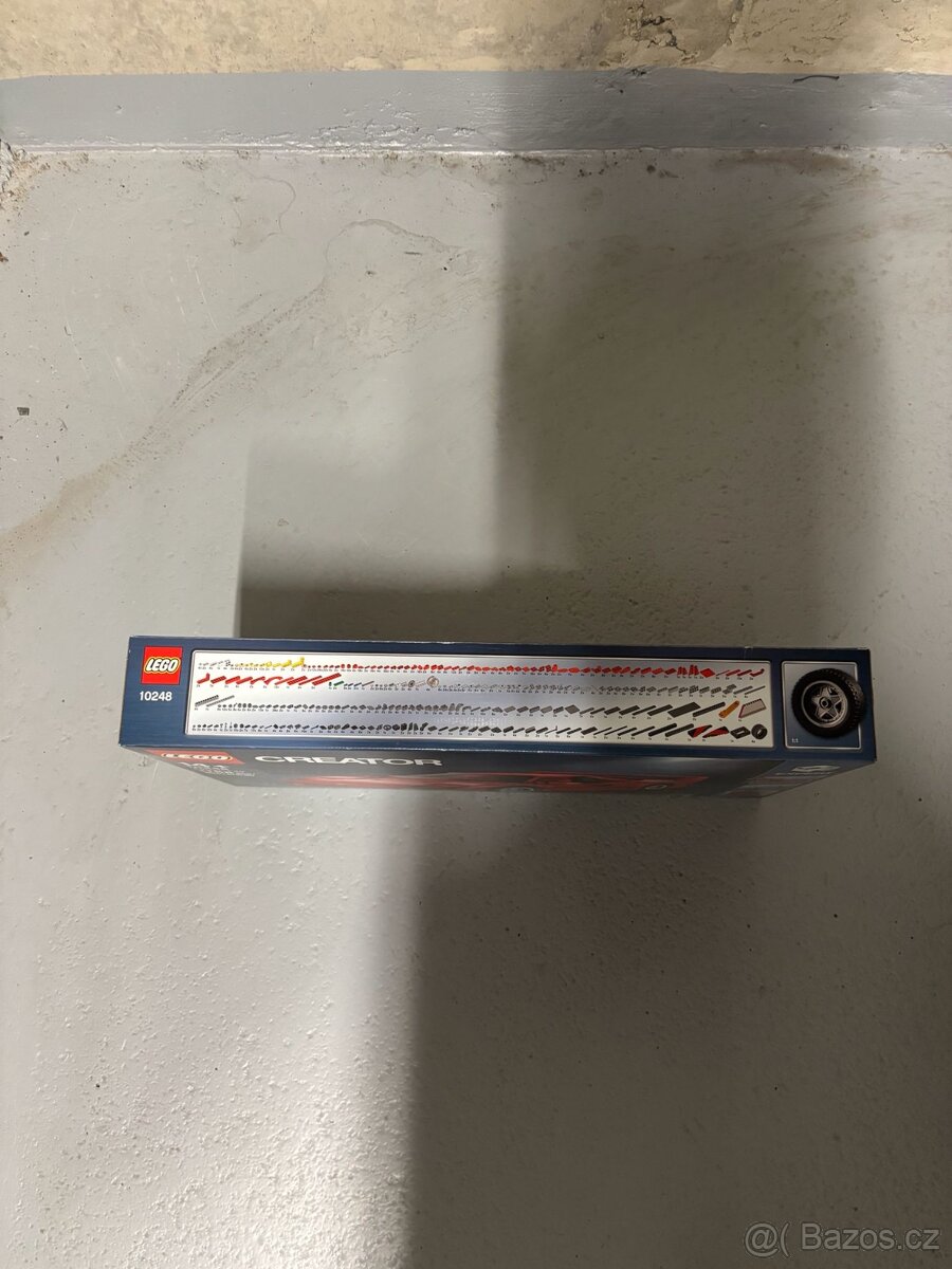 Lego Creator 10248 Ferrari F40 - 2