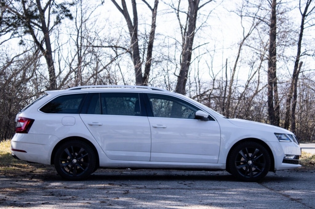 Škoda Octavia Combi 1.6 TDI DSG Style - 2