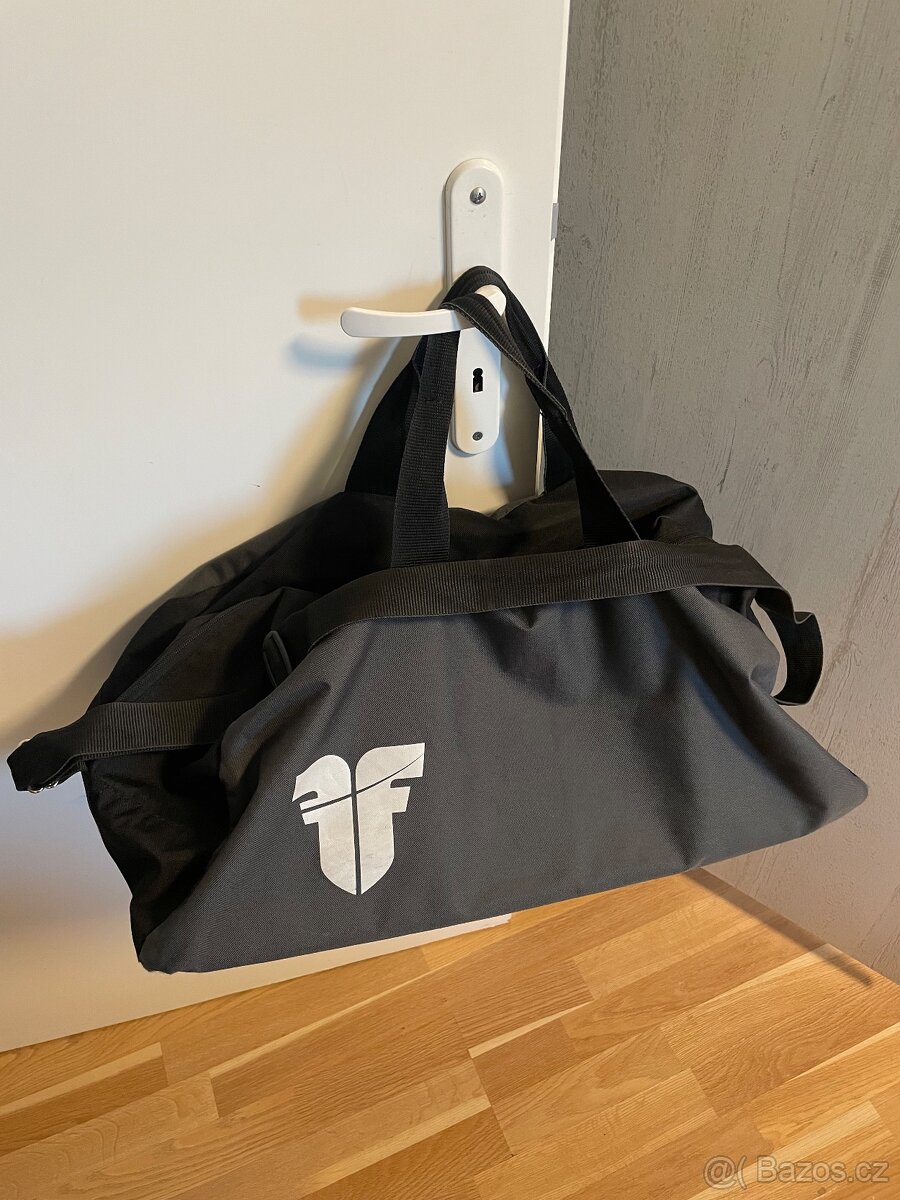 Sportovní taška FIGHTER - 2