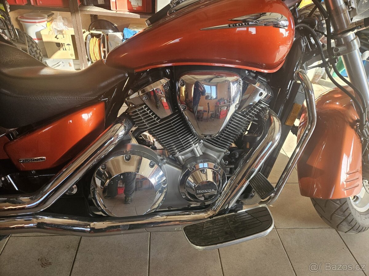 Honda VTX 1800 - 2