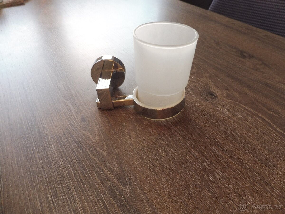 Koupelnový set držák skleničky - 2