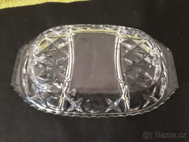 Skleněný tácek - 2