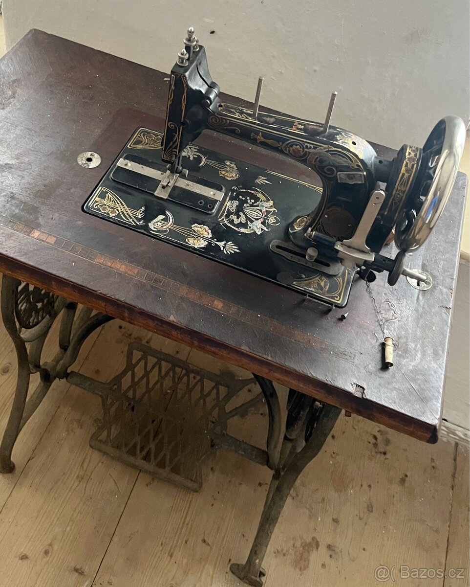 Šicí stroj Singer model 15 - 2