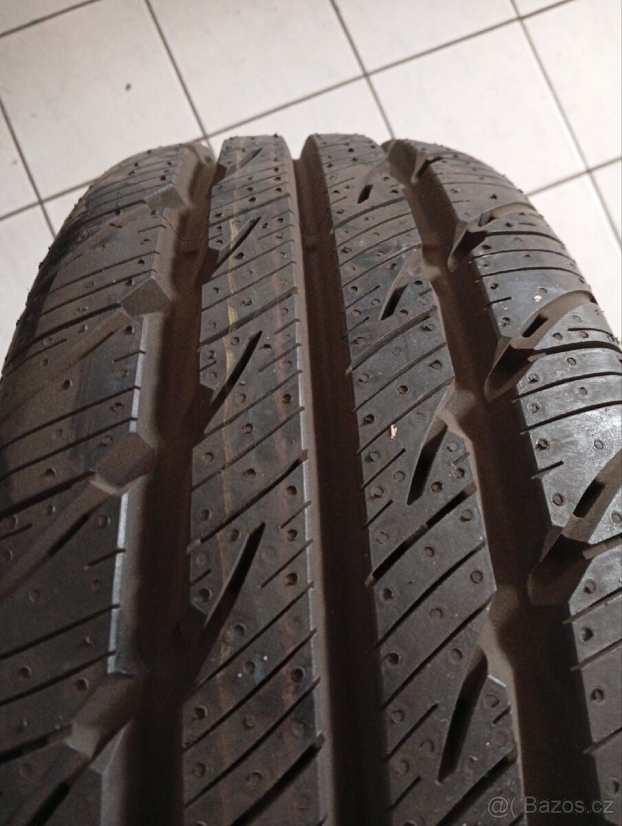 1KS LETNÍ 195/70R15C - 2