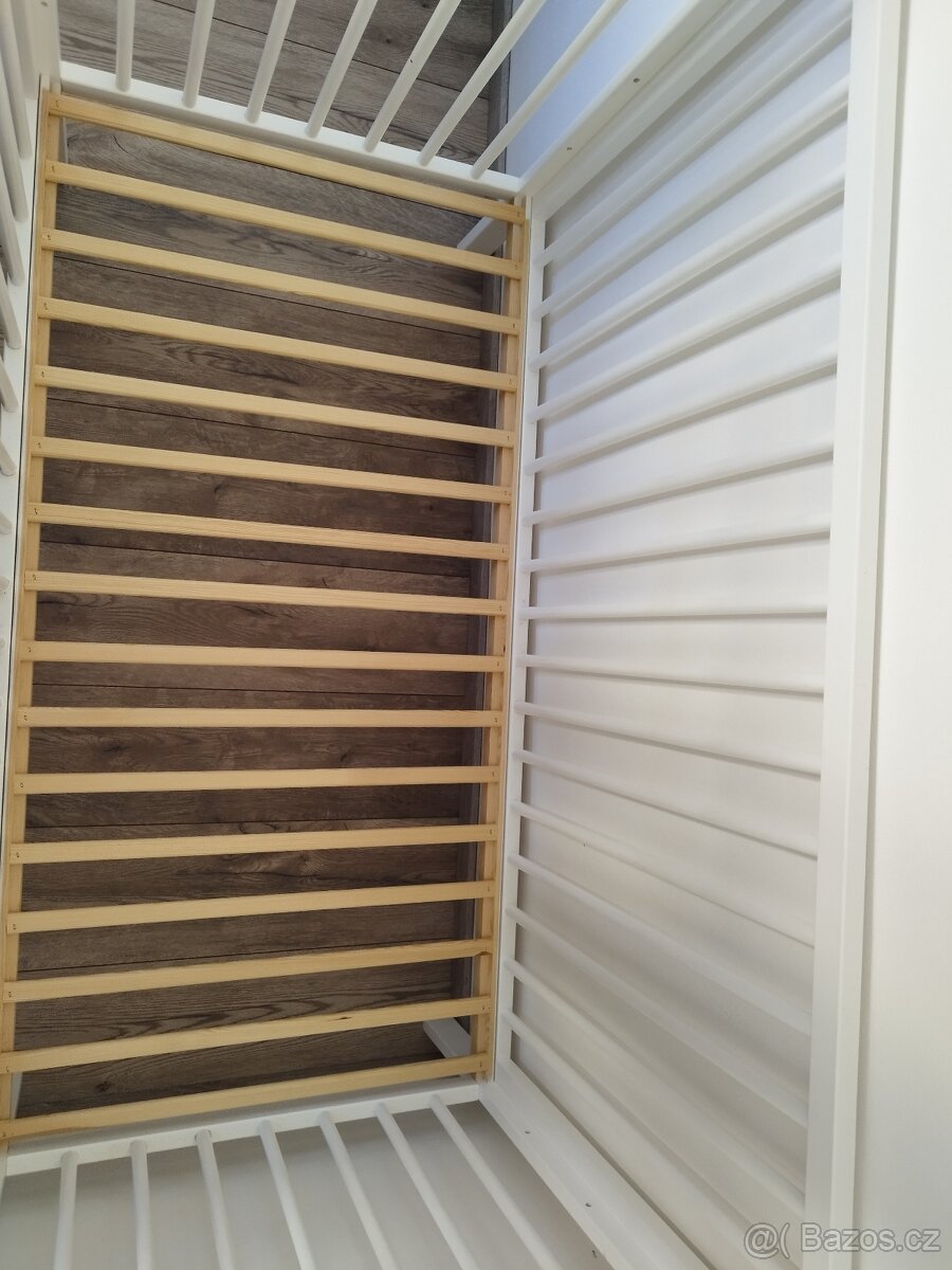 Dřevěná postýlka pro miminko - 2