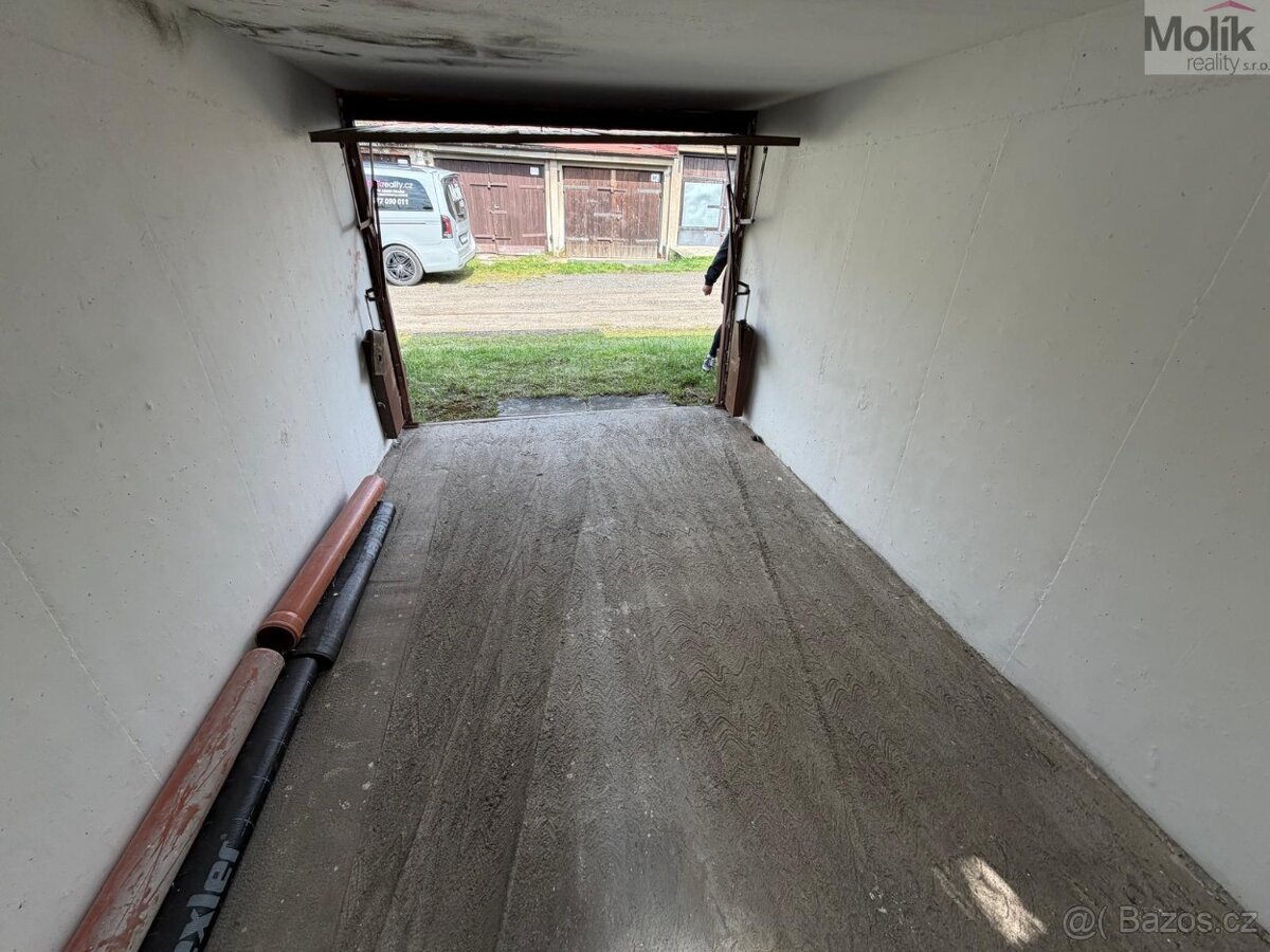 Garáž, ul. Pionýrů - 2
