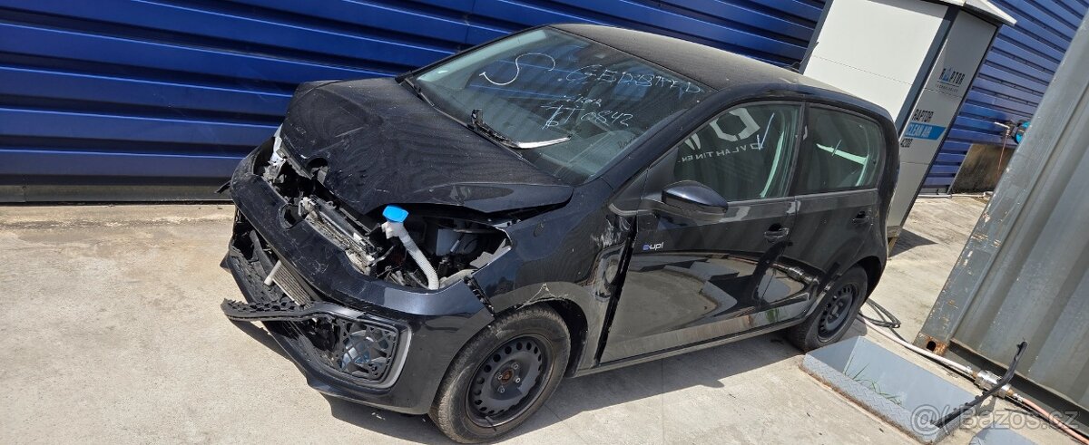 Volkswagen E-UP EUP velka baterie 8/2020 - 2