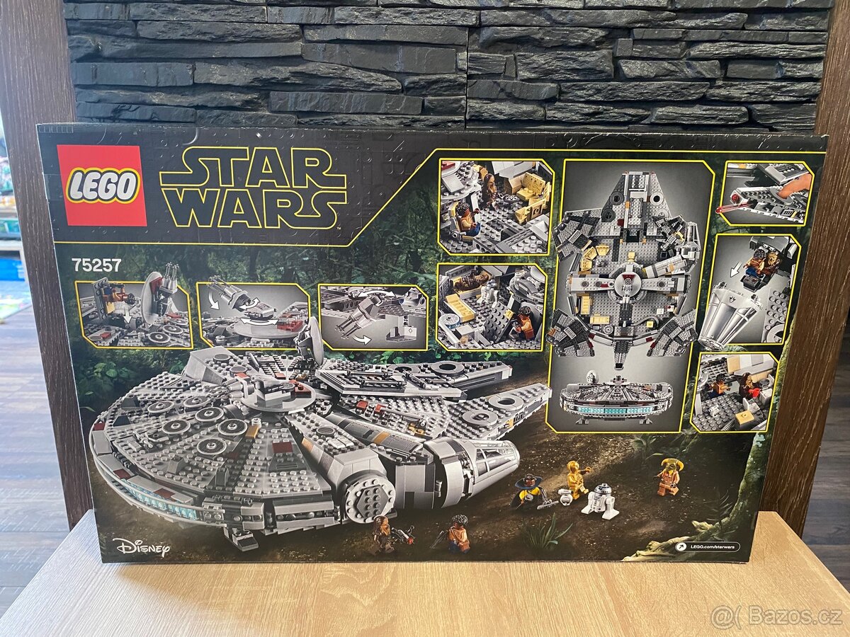 LEGO® Star Wars™ 75257 Millennium Falcon - 2
