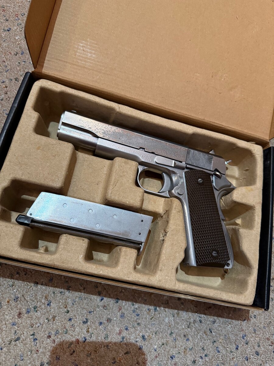 Airsoftový WE Colt 1911 - 2