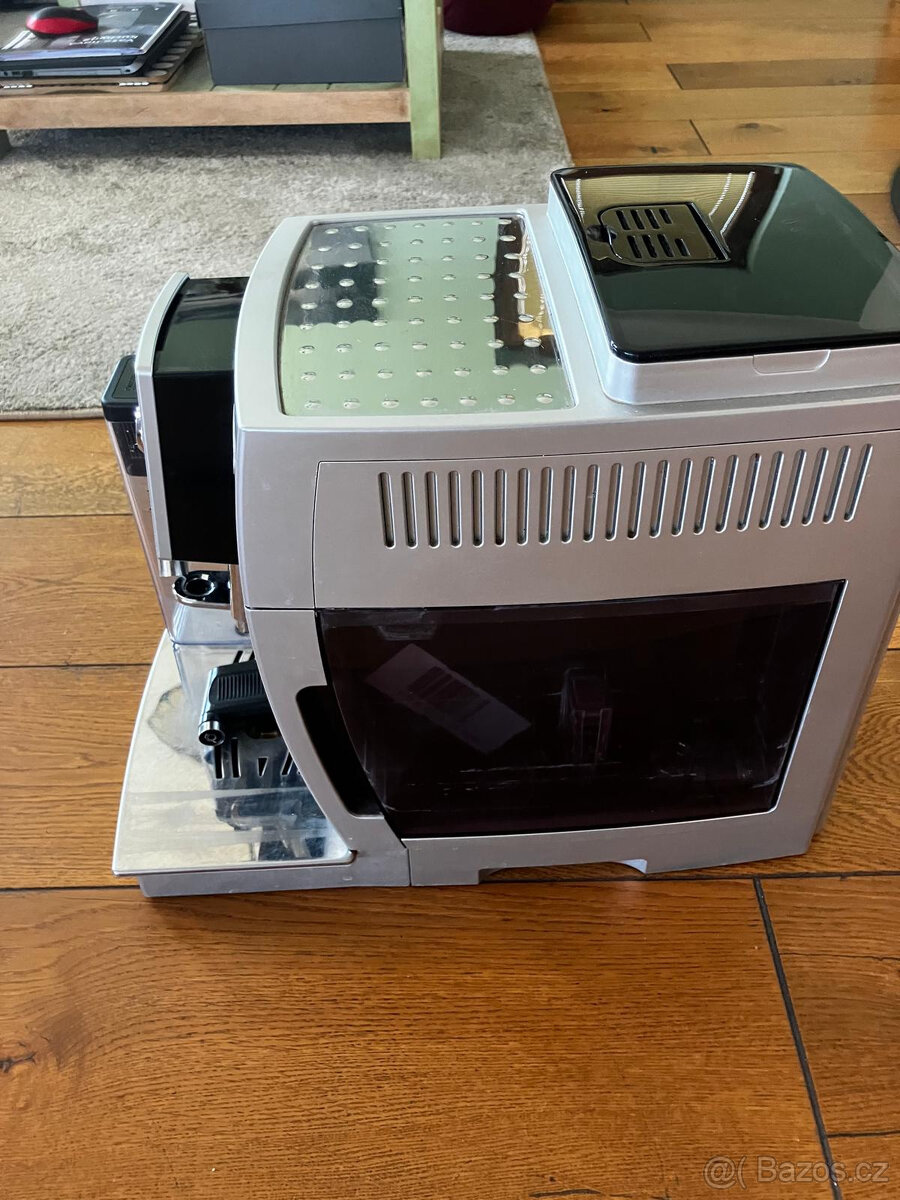 Automatický kávovar DeLonghi Cappuccino - 2