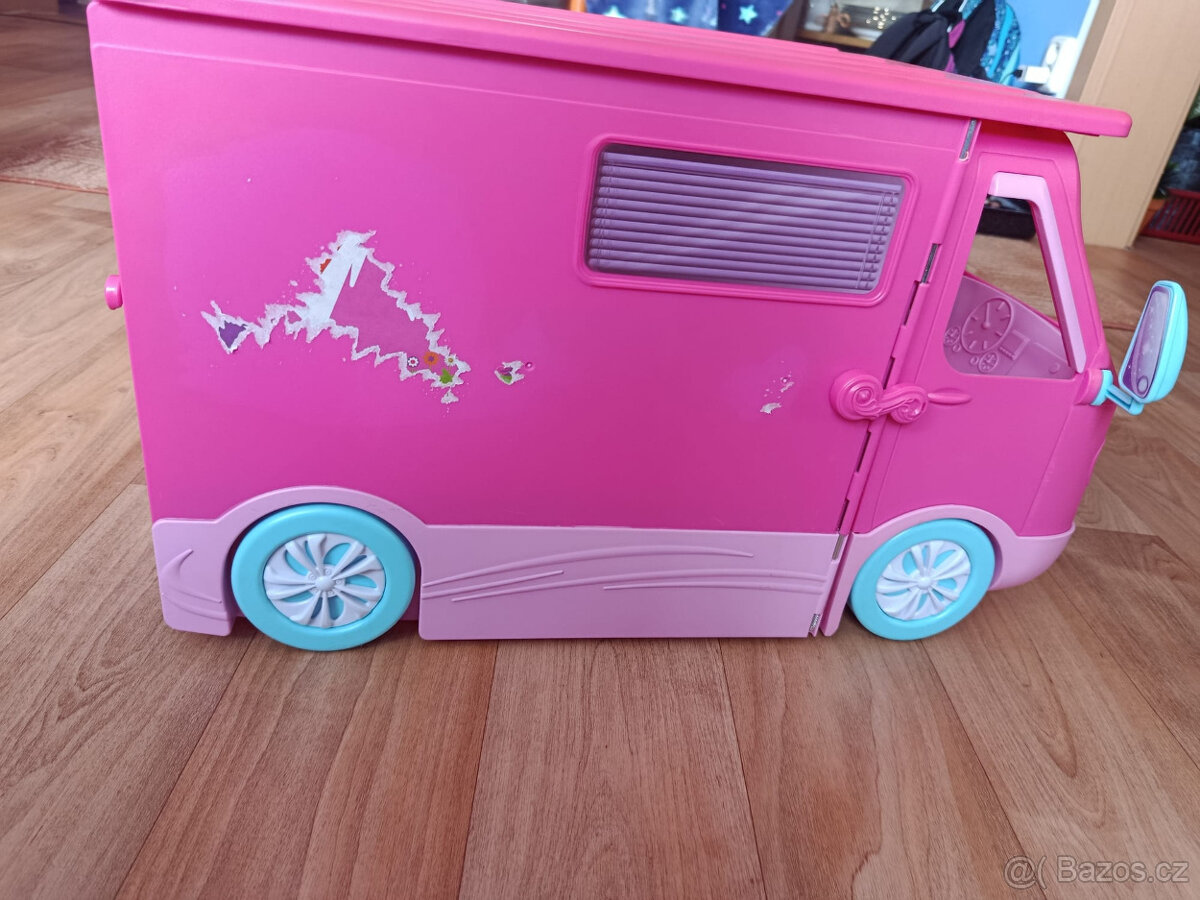 Karavan pro panenky - 2