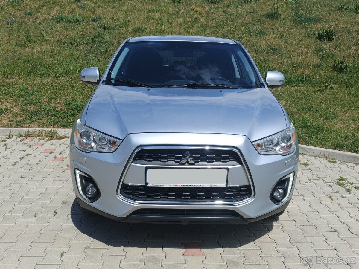 P: Mitsubishi ASX 1.8 DI-D 4x4 - 2