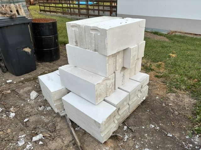 Tvárnice 59 x 30 x 24 - 2