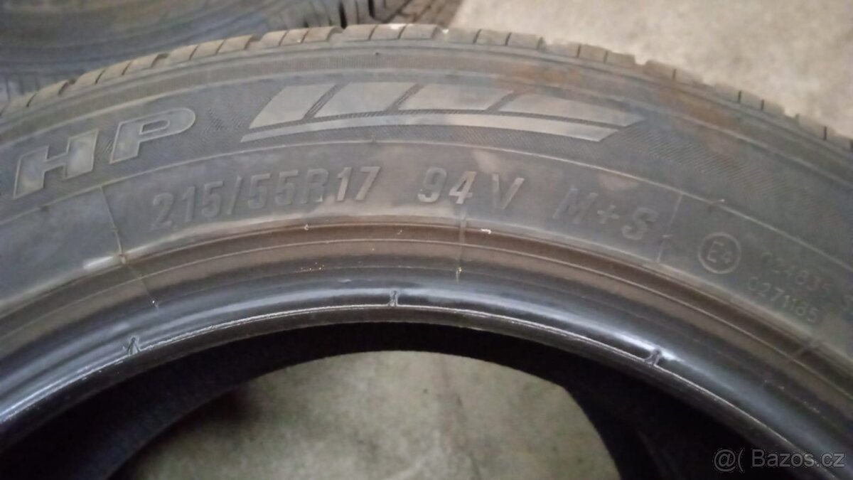 Letní pneu 215/55 R17 - 2