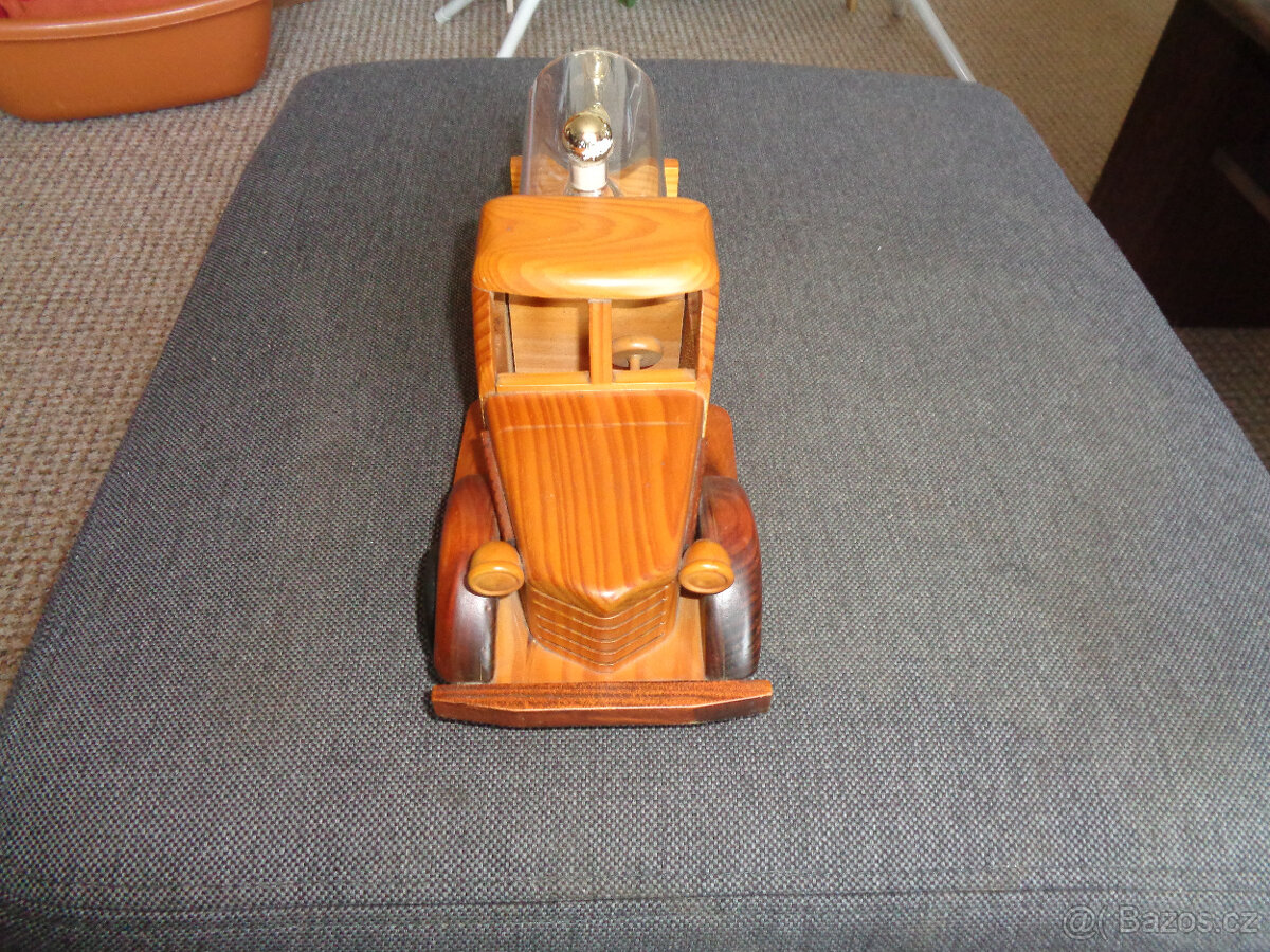 Dekorační auto-cisterna - 2