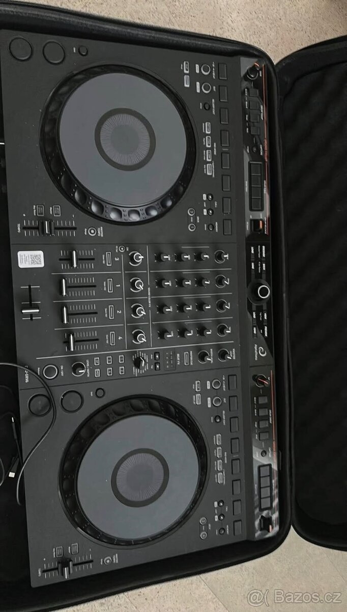 Pioneer / AlphaTheta DDJ GRV6 - 2