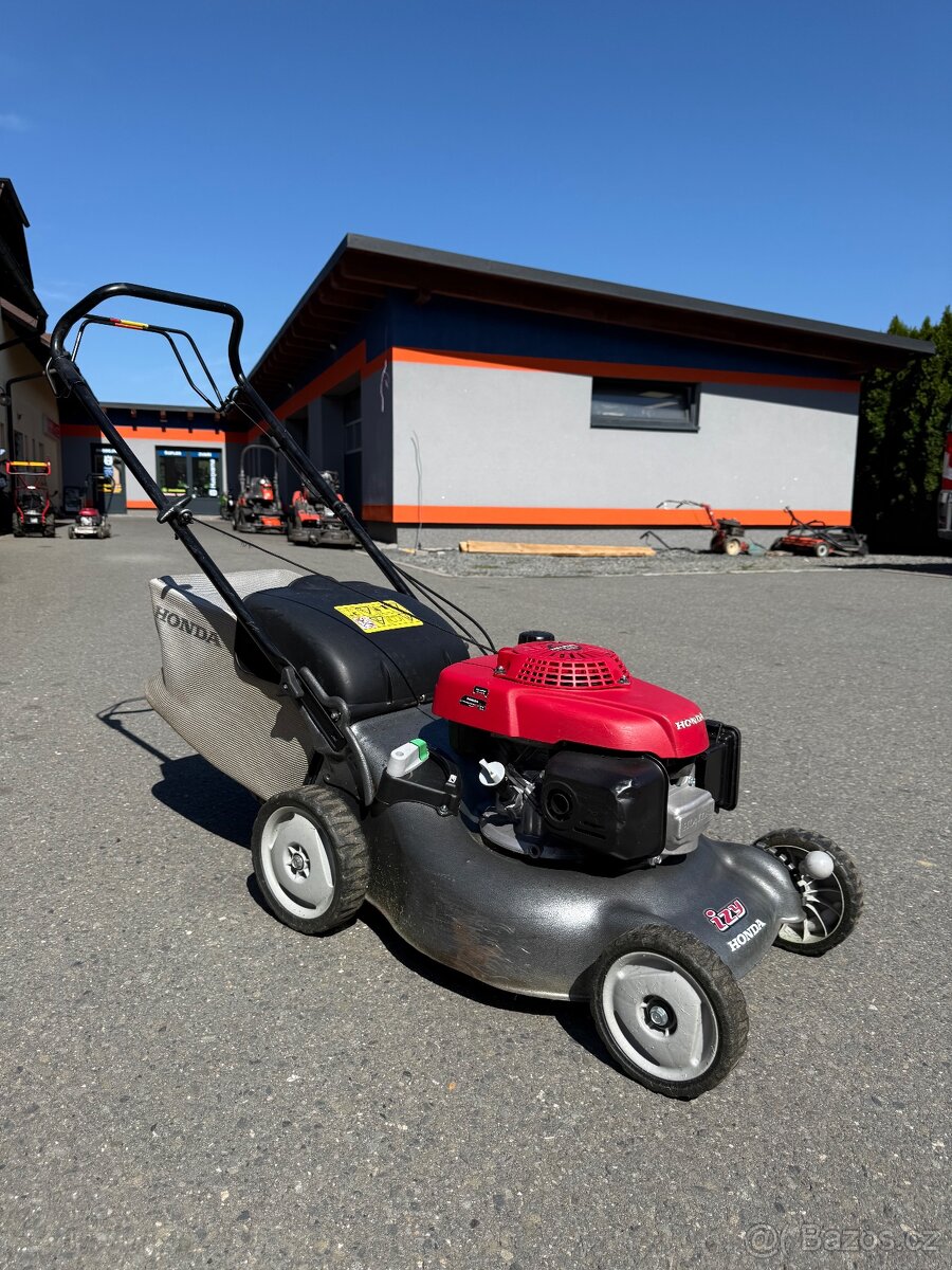 Motorová sekačka HRG466 Sk - 2