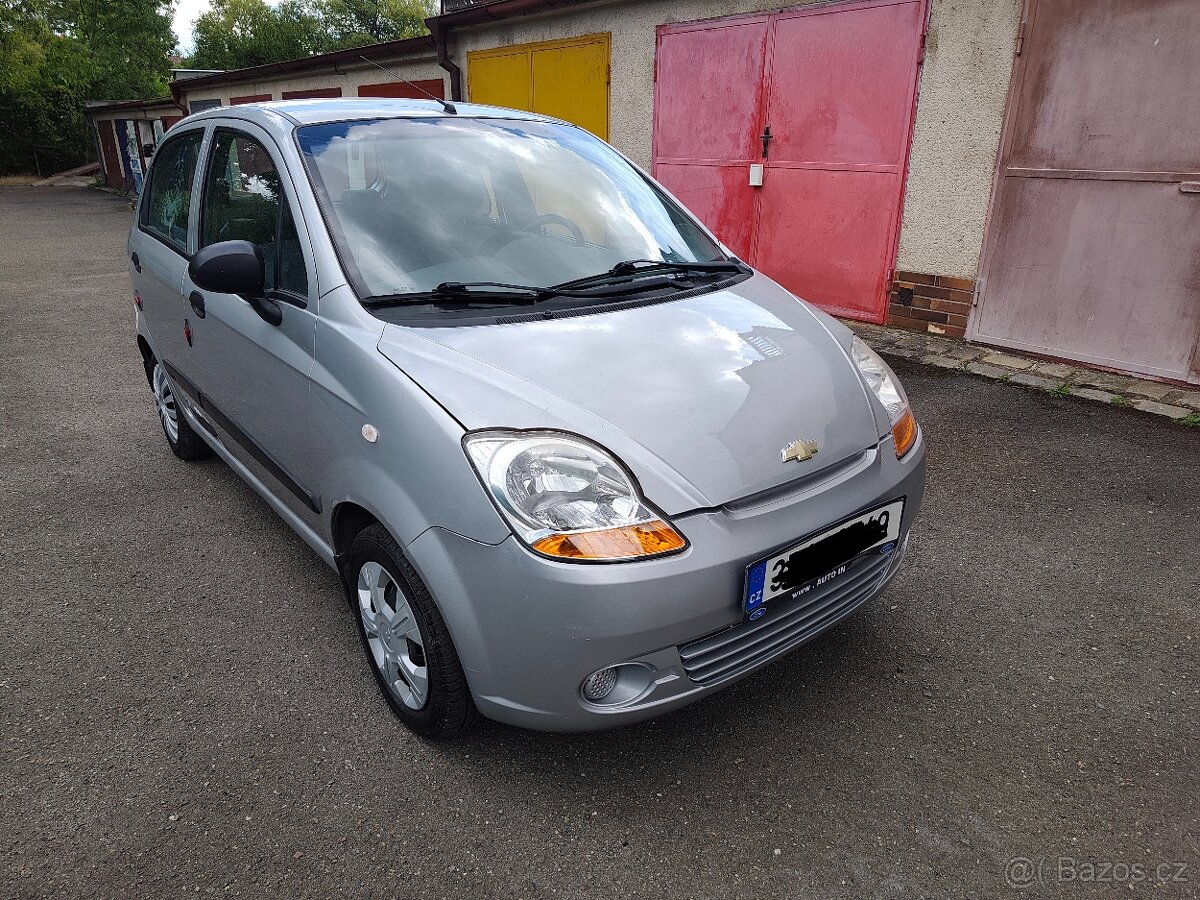 Chevrolet spark - 2