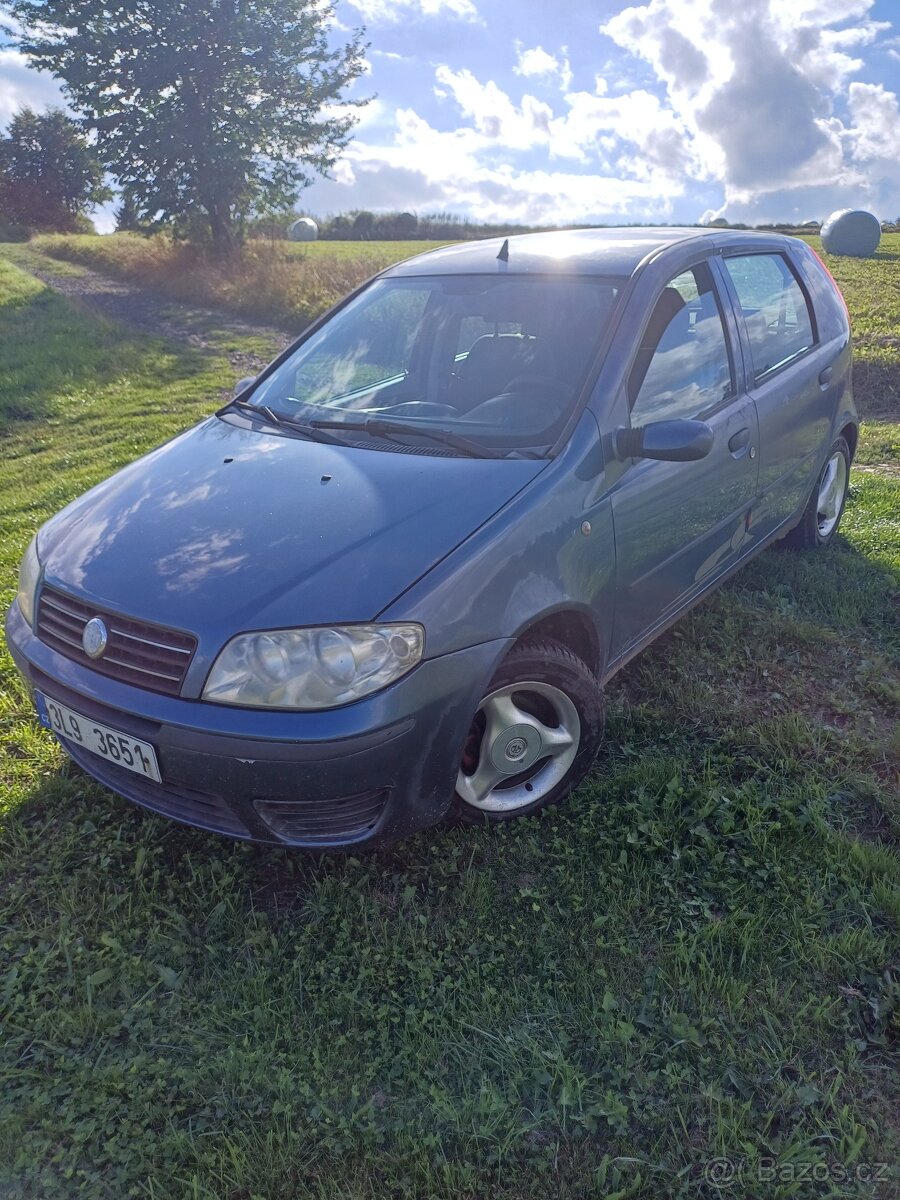 Fiat Punto 1.1 benzín, r. 2004 - 2