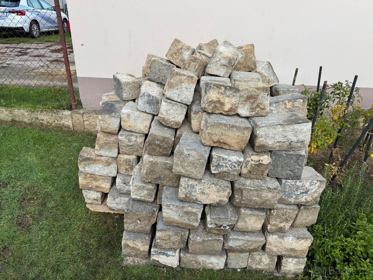 Žulové dlažební kostky - 2