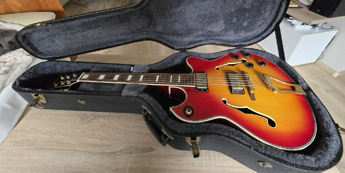 Semiakusticka lubová kytara Jackson - 2