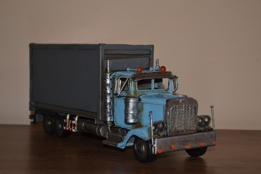 Kovový model - KAMION - 2