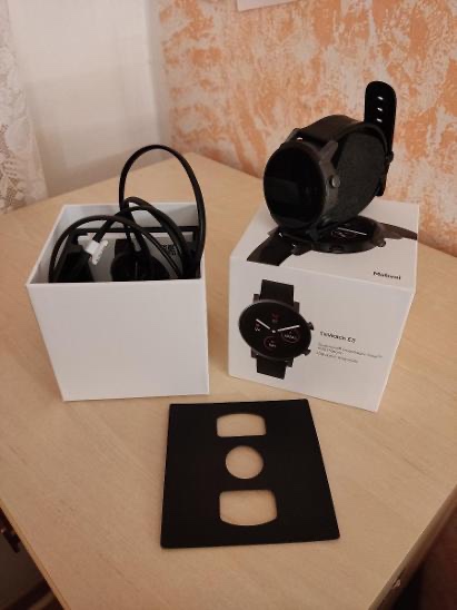 Chytré hodinky TicWatch E3 - 2