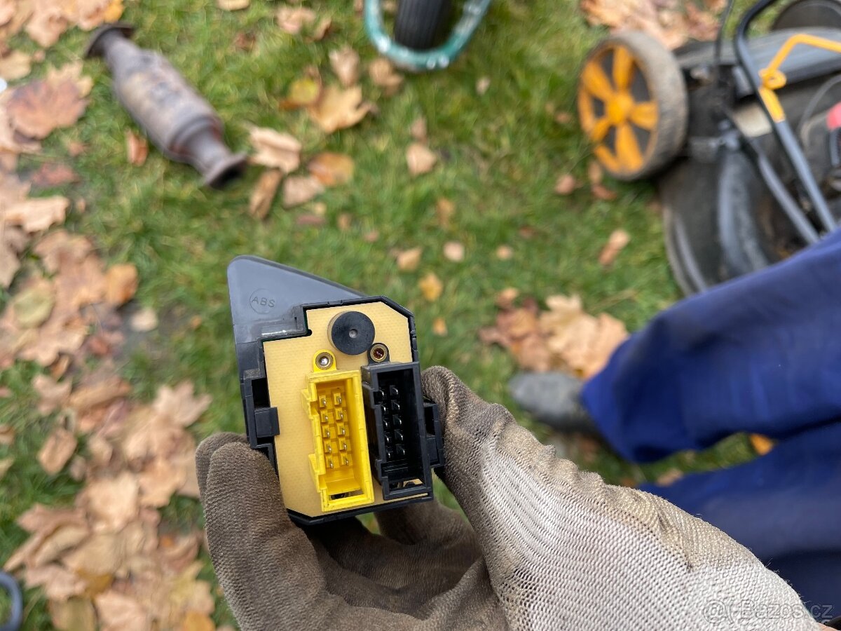 Palubní počítač Škoda Felicia - 2