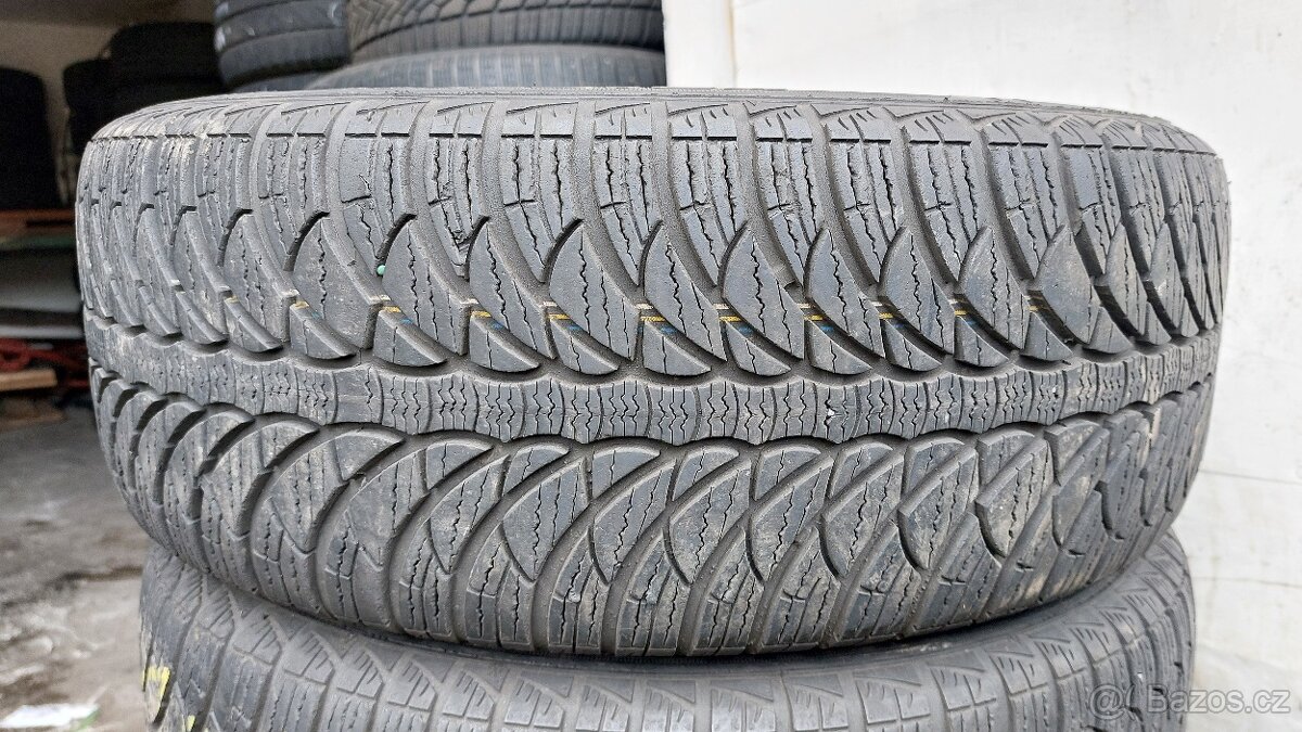 Kola zimní 16", TOYOTA, rozteč 5x114,3mm, pneu 205/55/16 - 2