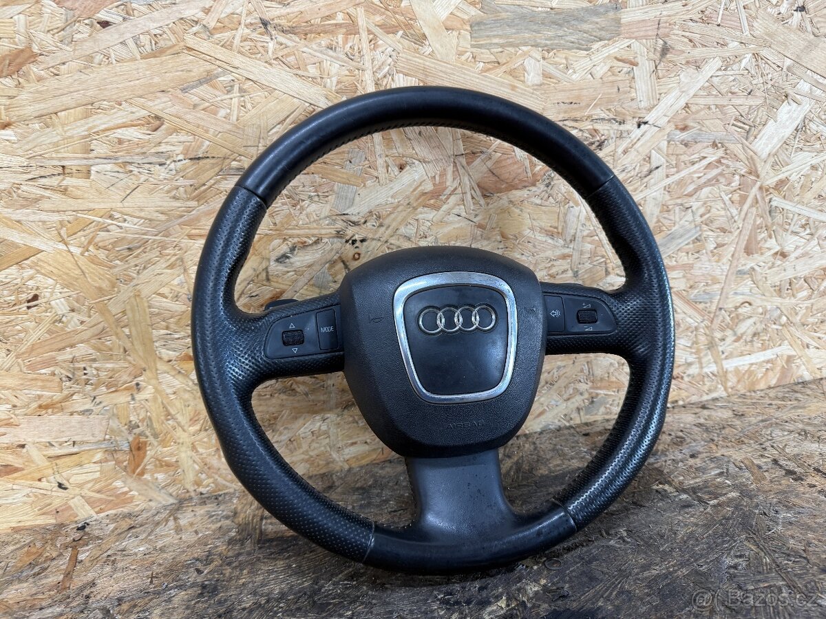KOMPLETNÍ KOŽENÝ VOLANT S PÁDLY AUDI Q7 4L - 2