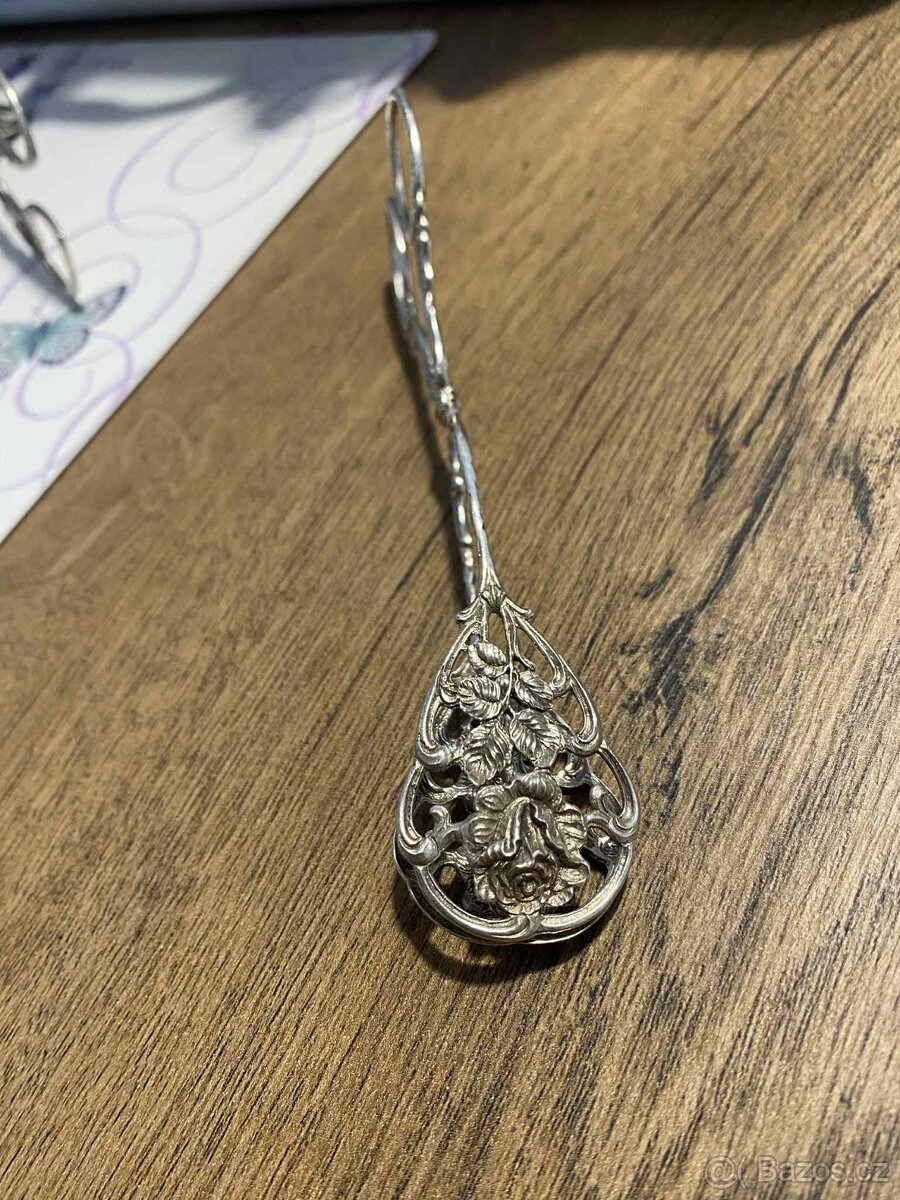 Nádherné stříbrné kleště na cukr - 2