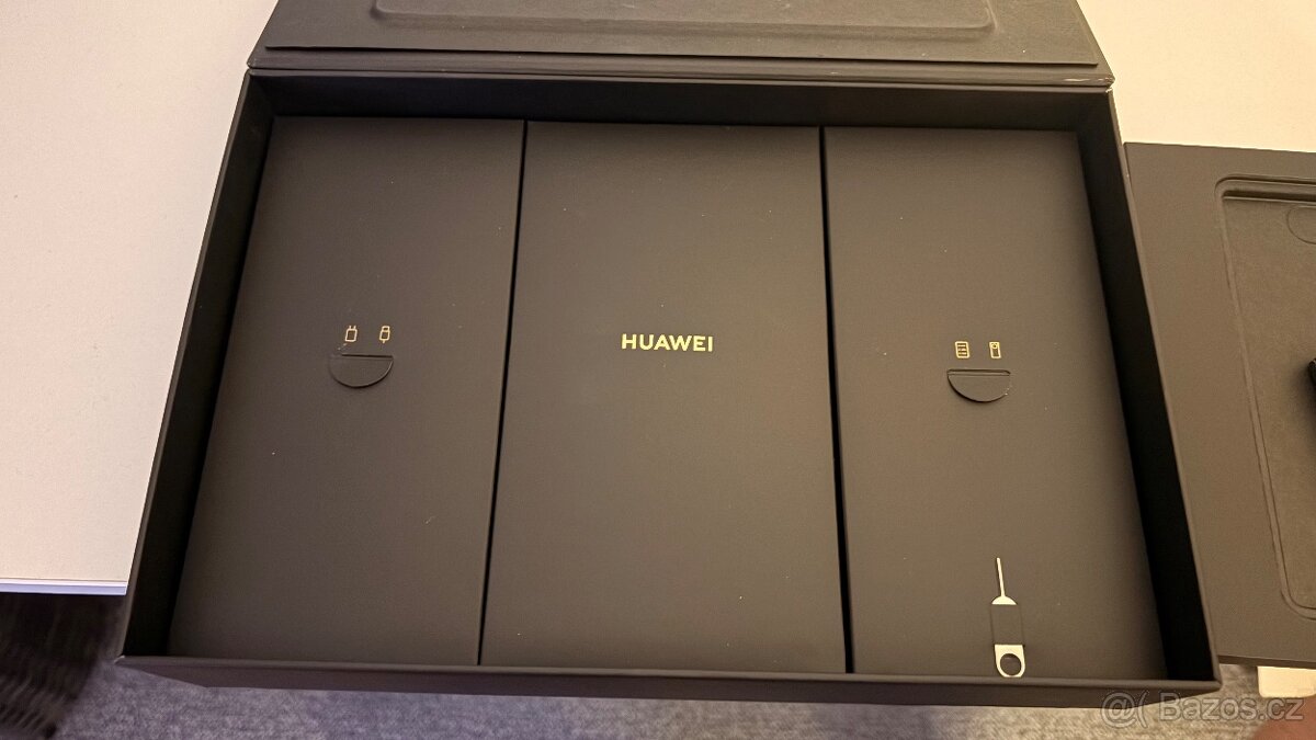 HUAWEI Mate XT Ultimate - 2