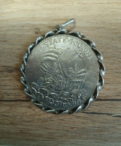 Přívěsek Svatý Jiří ve stříbře ( mince či medajle ? ) - 2