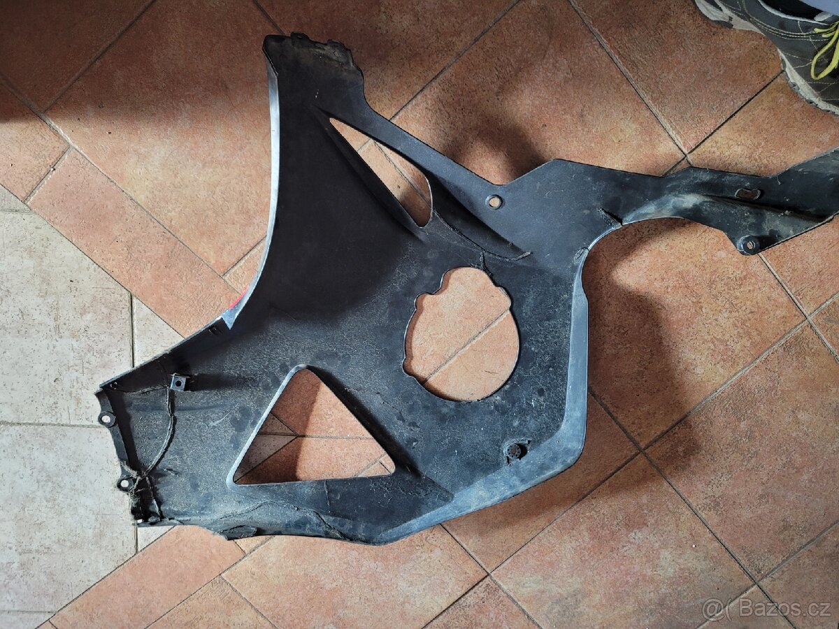 Levá kapota HONDA CBR 954 RR - 2