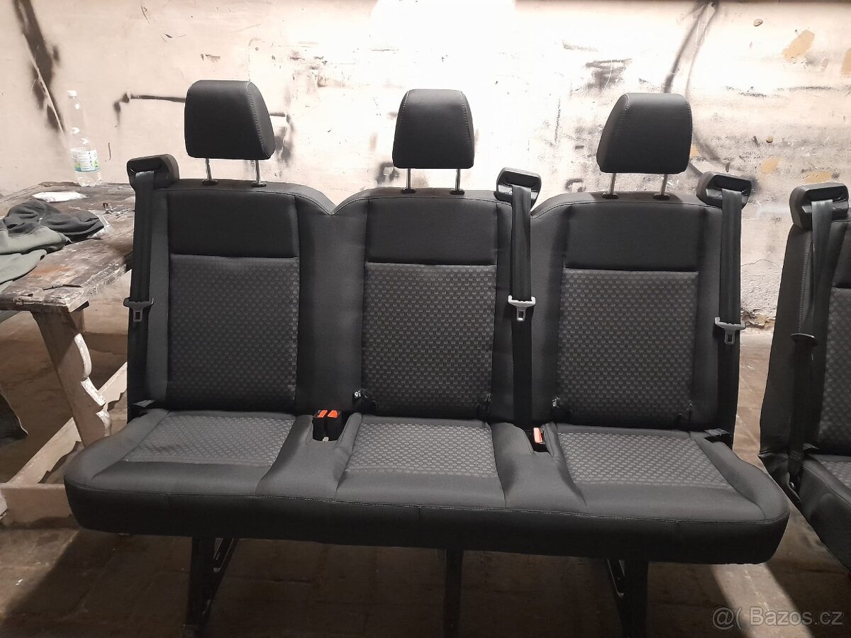 Ford Transit 2× trojsedačka r. 2020 - 2
