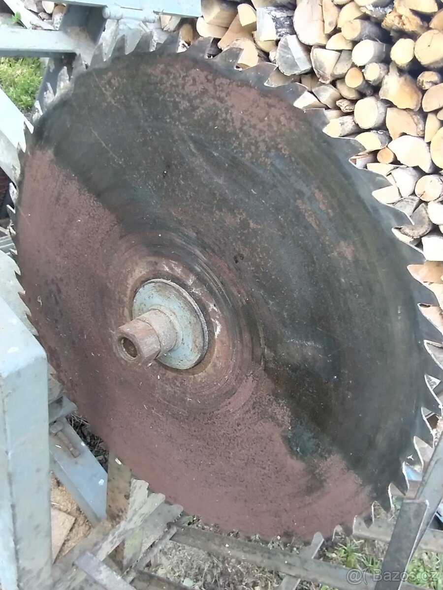 Koupím palivové dřevo - 2