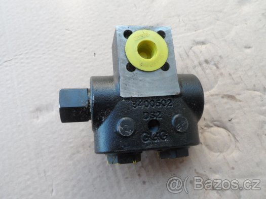 Ventil řízení,prioritní ventil- new hollan-case ih - 2
