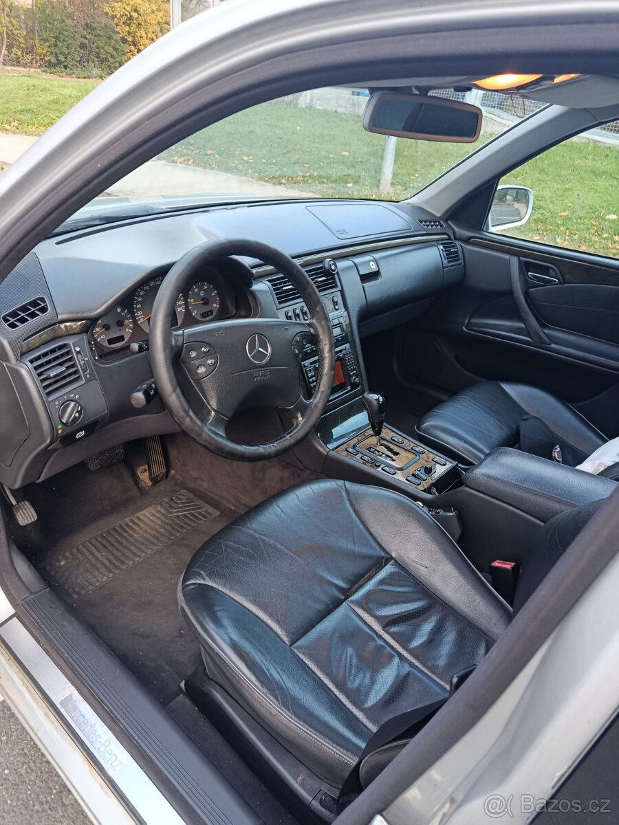 Mercedes W210 E320cdi Avantgarde - 2