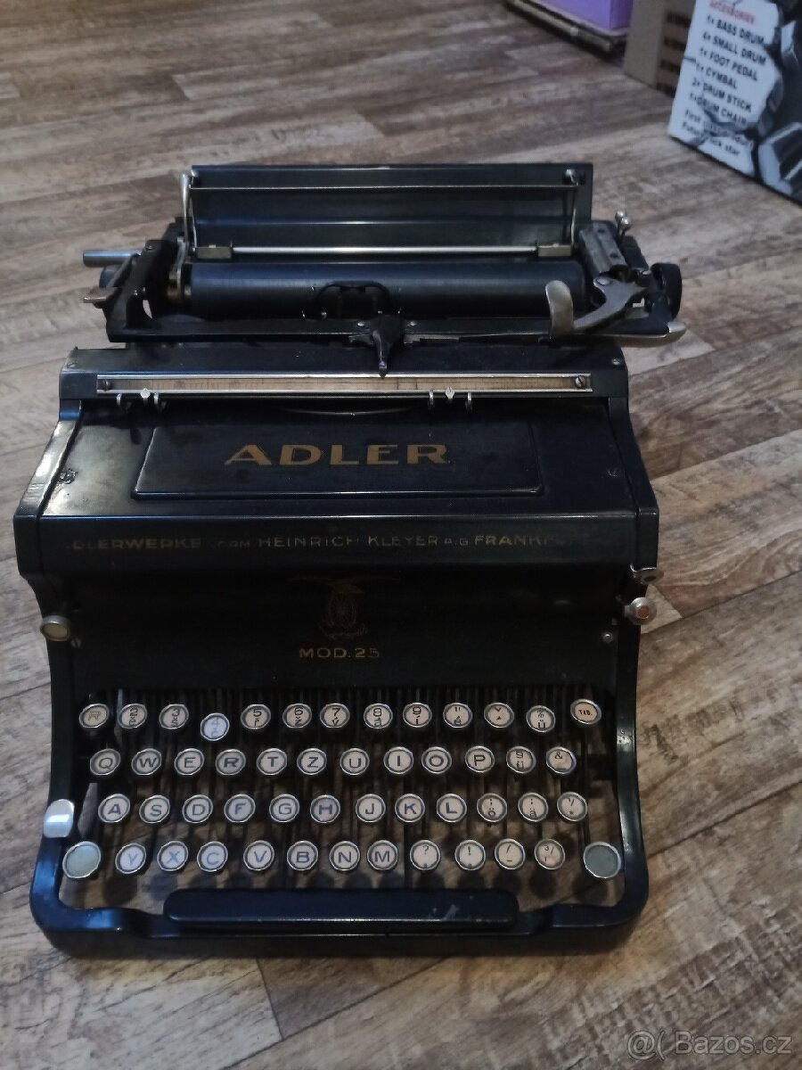 Psací stroj Adler - 2