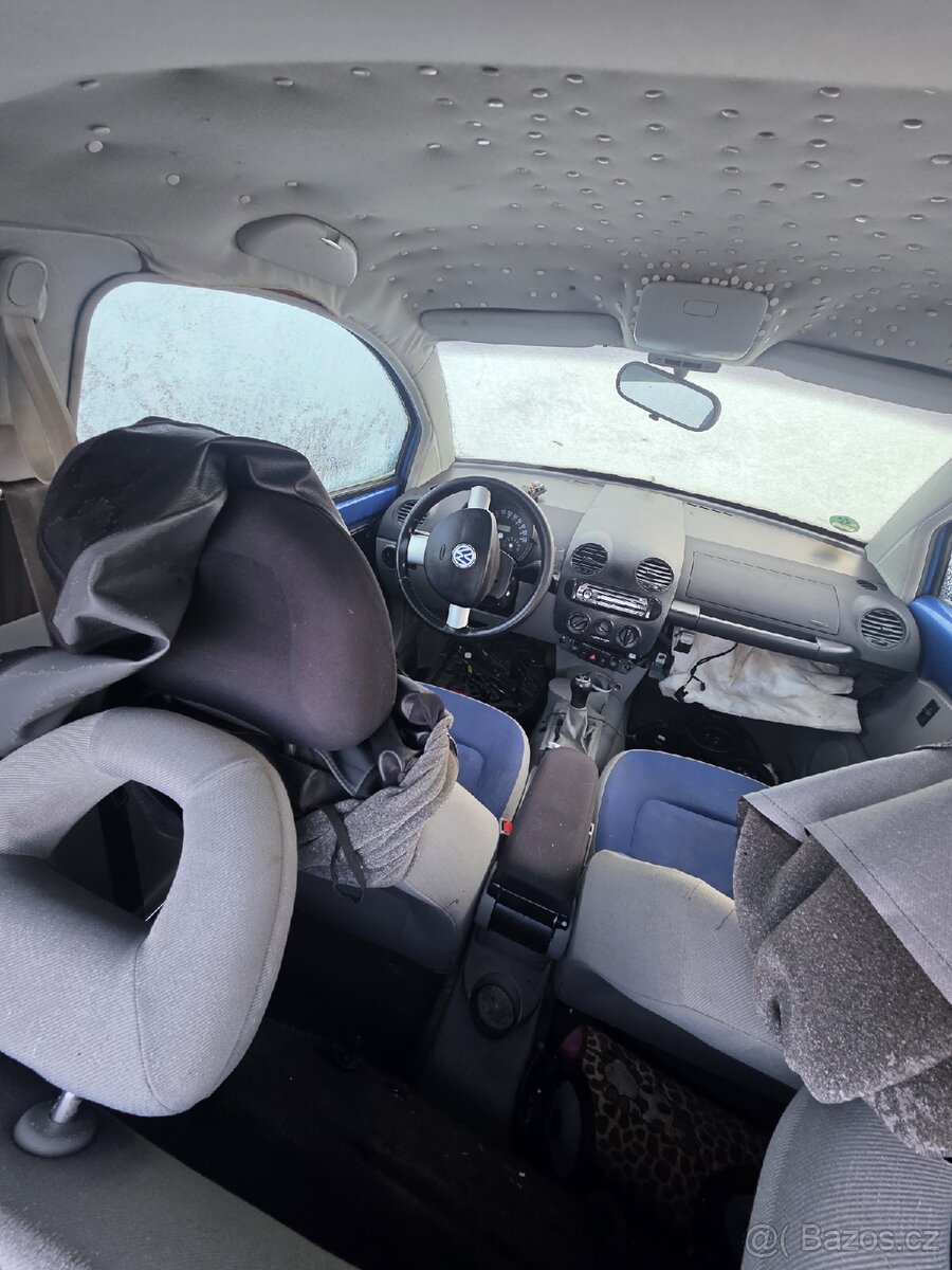 Vw new beetle 1.6 benzín na náhradní díly - 2