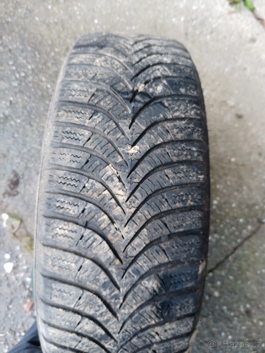 Kola Ford fiesta - 2