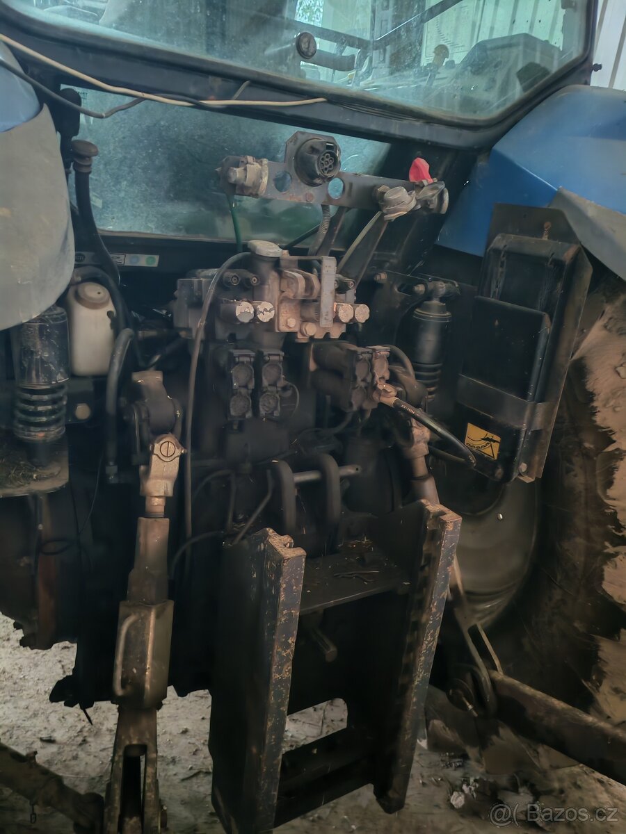 New Holland TM 165 - 2