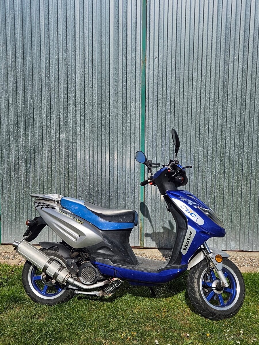Skútr 125 - 2