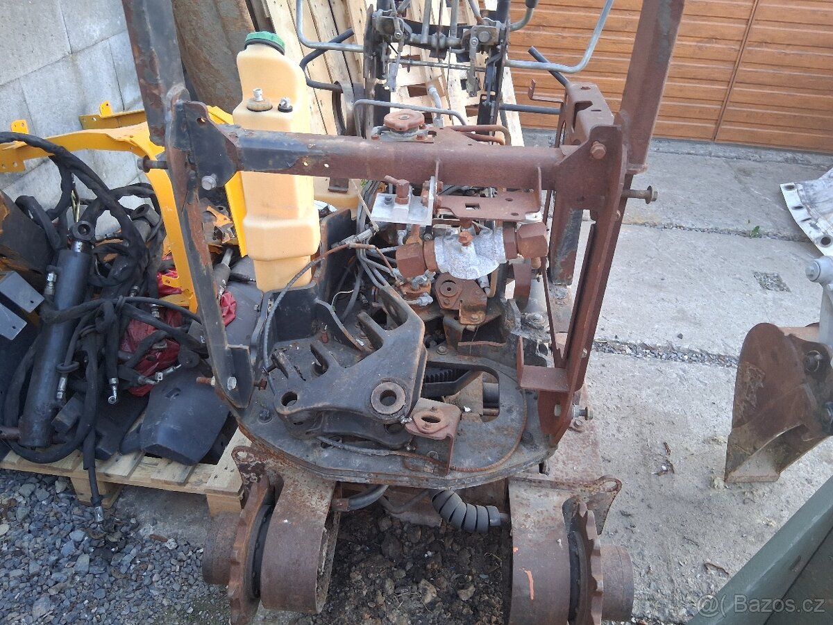 Bobcat E08 - 2