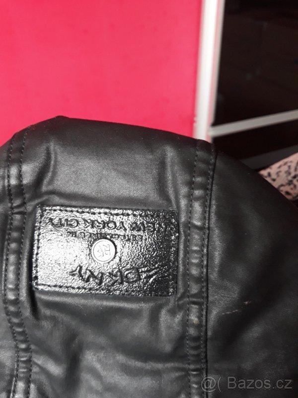 Dívčí kabát DKNY 5 LET - sleva z 999,- - 2