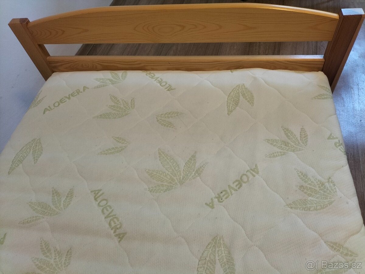 Postel 90×200 s matrací - 2
