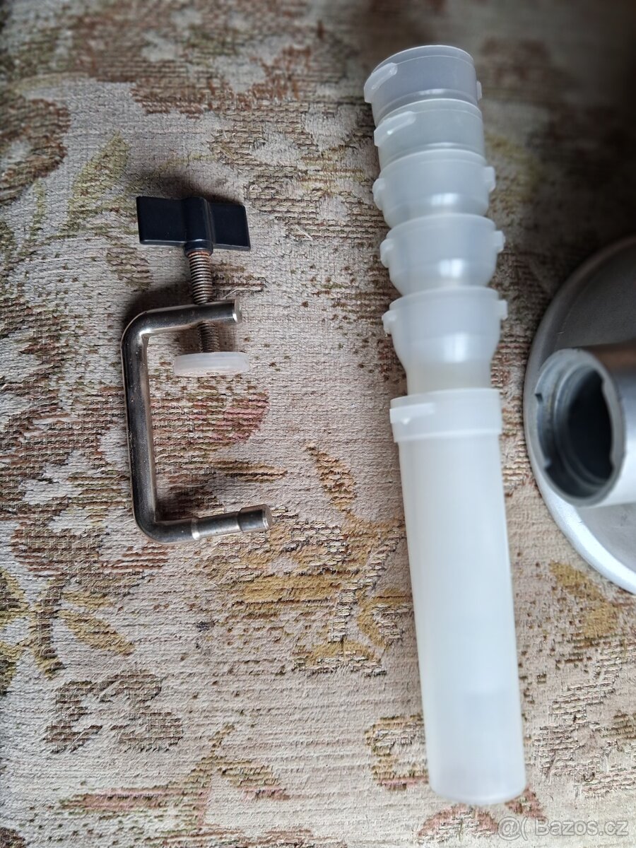Plnička a míchačka klobás - 2