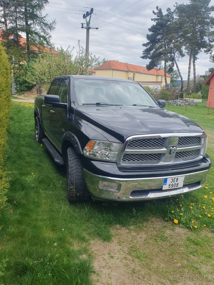 Dodge Ram 1500 5.7 Hemi