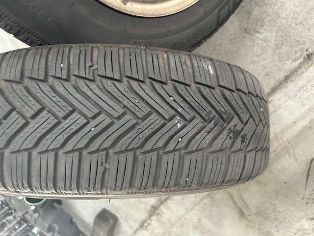 Zimní pneu + plechové disky z Mercedes Citan/ Renault Kango - 2